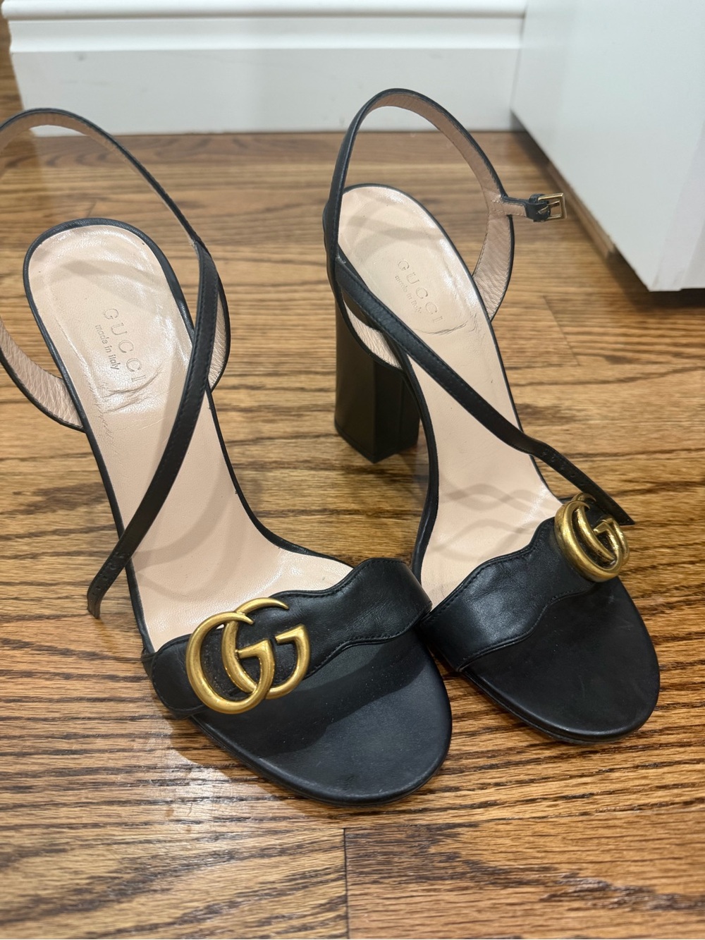 Gucci Black Leather Slingback Heels with Gold Double G